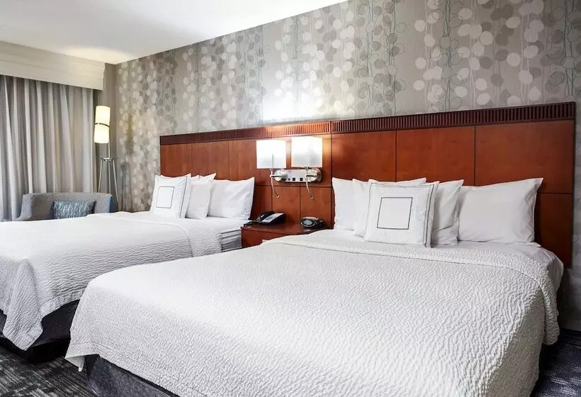 Szálloda Courtyard Hamilton