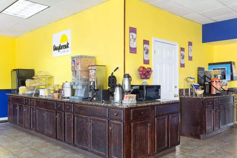 ホテル Days Inn By Wyndham Washington