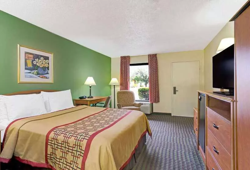 בית מלון כפרי Days Inn By Wyndham Wilson