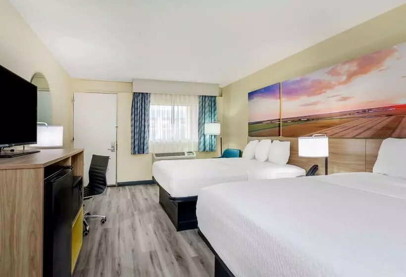酒店 Days Inn & Suites By Wyndham Clovis