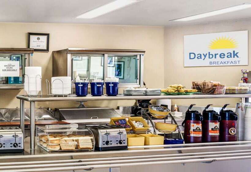 酒店 Days Inn & Suites By Wyndham Fullerton