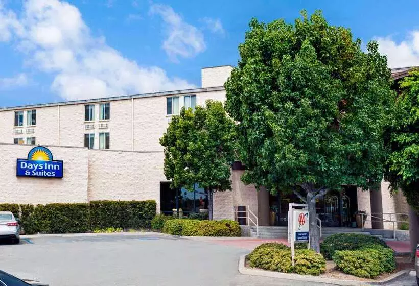 Otel Days Inn & Suites By Wyndham Fullerton