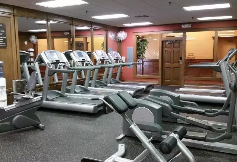 호텔 Decatur Conference Center And