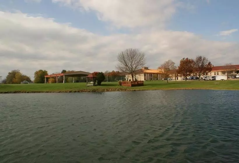 호텔 Decatur Conference Center And