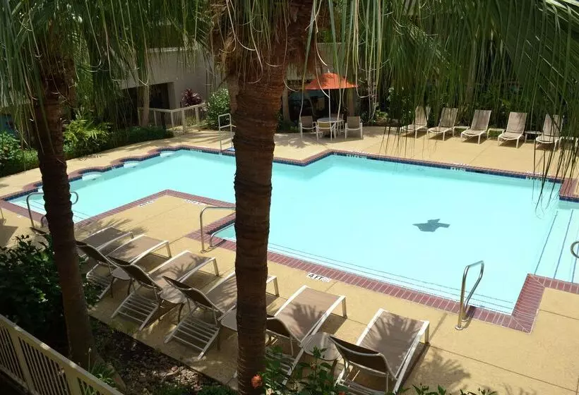 Hotelli Doubletree By Hilton Houston Hobby Airport