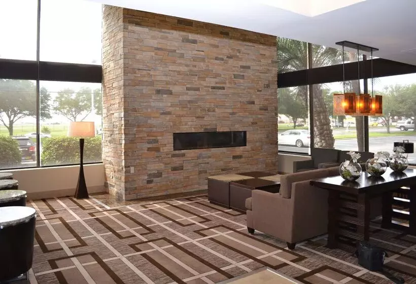 Hotelli Doubletree By Hilton Houston Hobby Airport