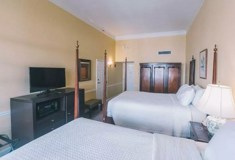 هتل Governors Inn