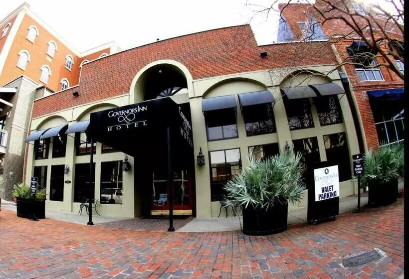هتل Governors Inn