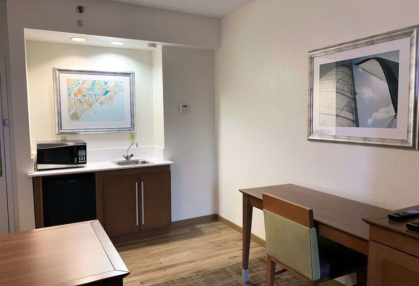 فندق Hampton Inn Milford