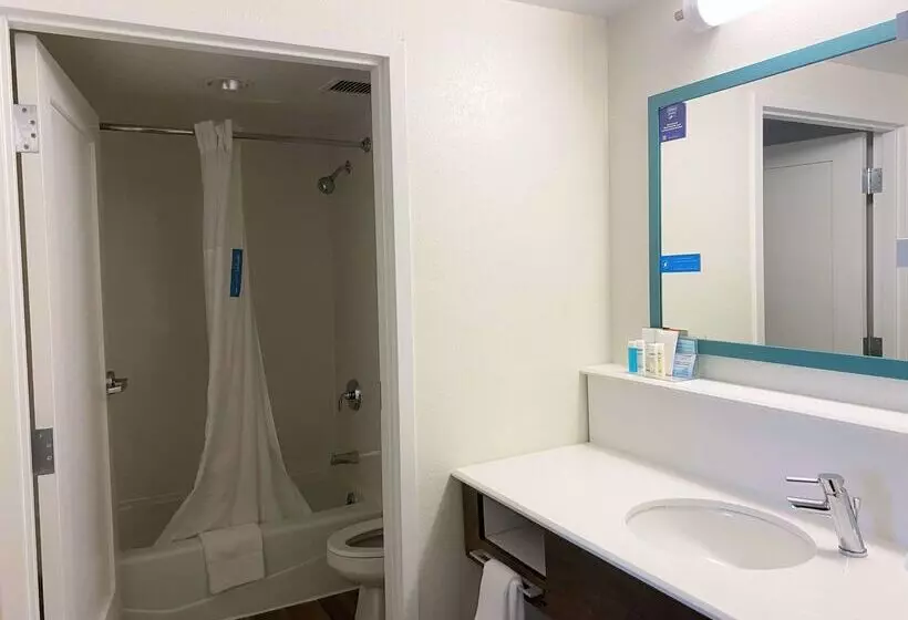 호텔 Hampton Inn Milford