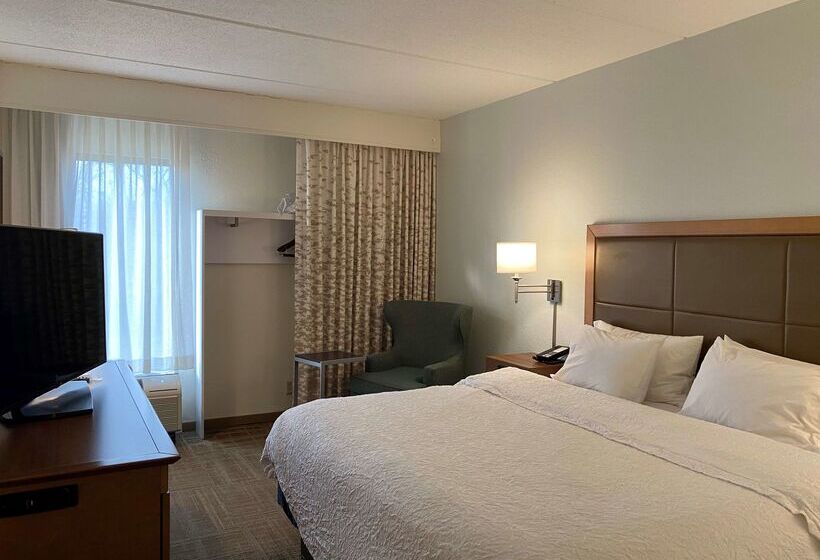 فندق Hampton Inn Milford