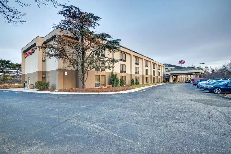 호텔 Hampton Inn Milford