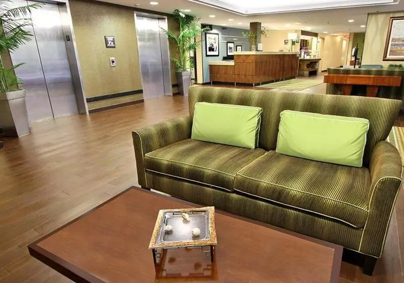 호텔 Hampton Inn Milford