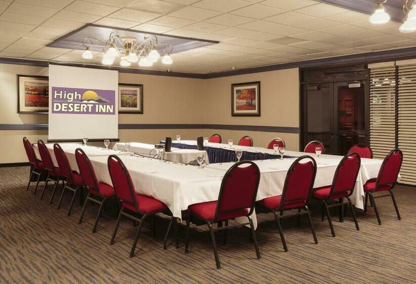 هتل High Desert Inn