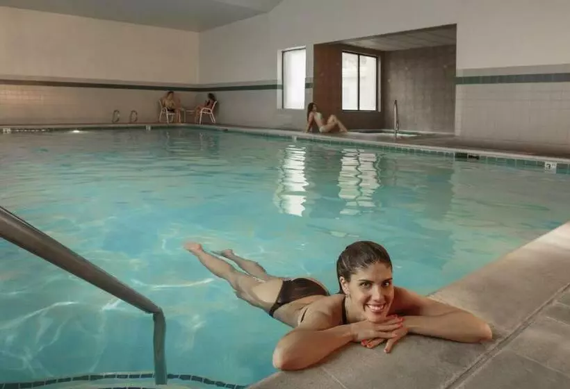 ホテル High Desert Inn