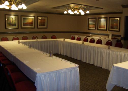 هتل High Desert Inn