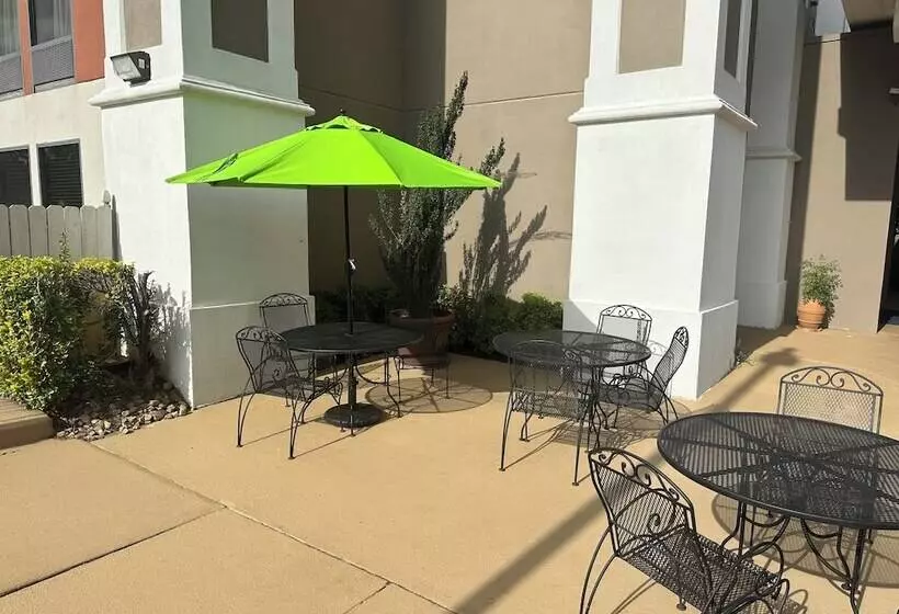 Hotel Holiday Inn Express Forsyth, An Ihg