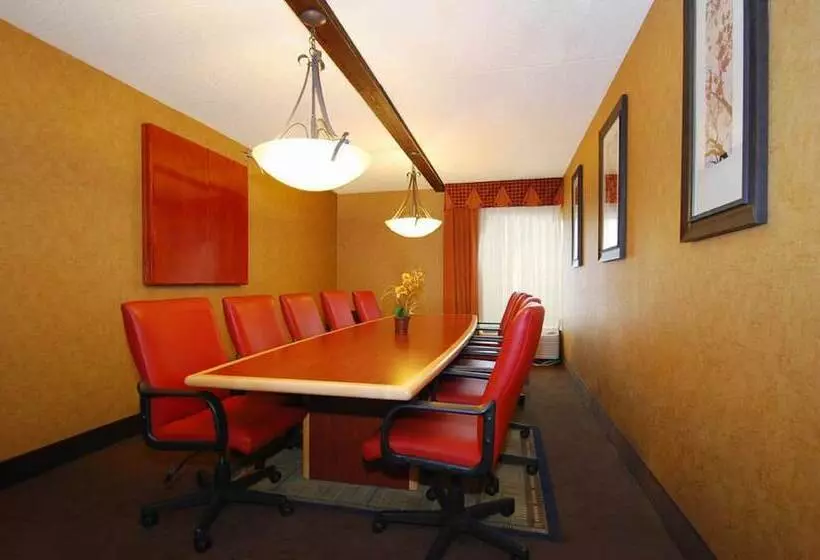 Hotel Holiday Inn Express Forsyth, An Ihg