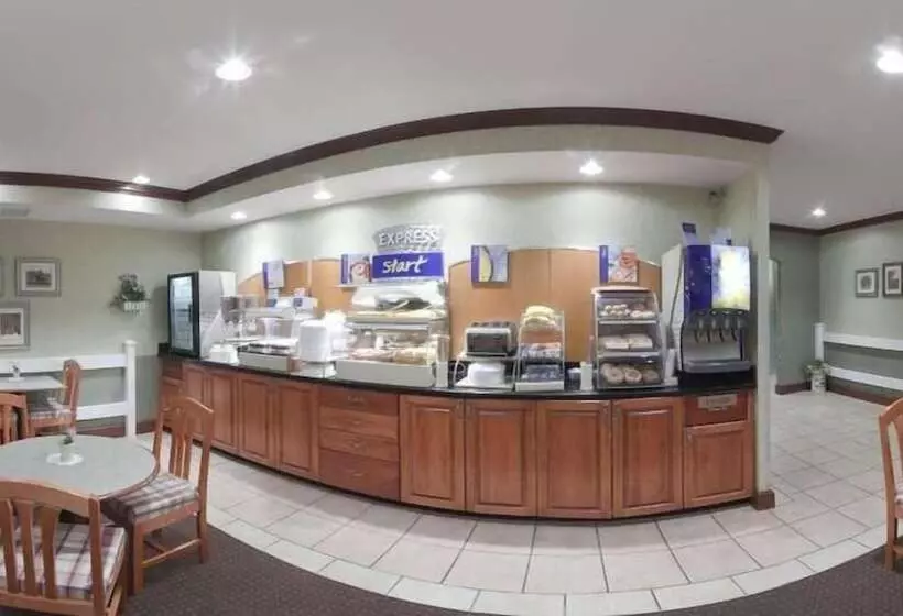 Отель Holiday Inn Express Lexington By Ihg