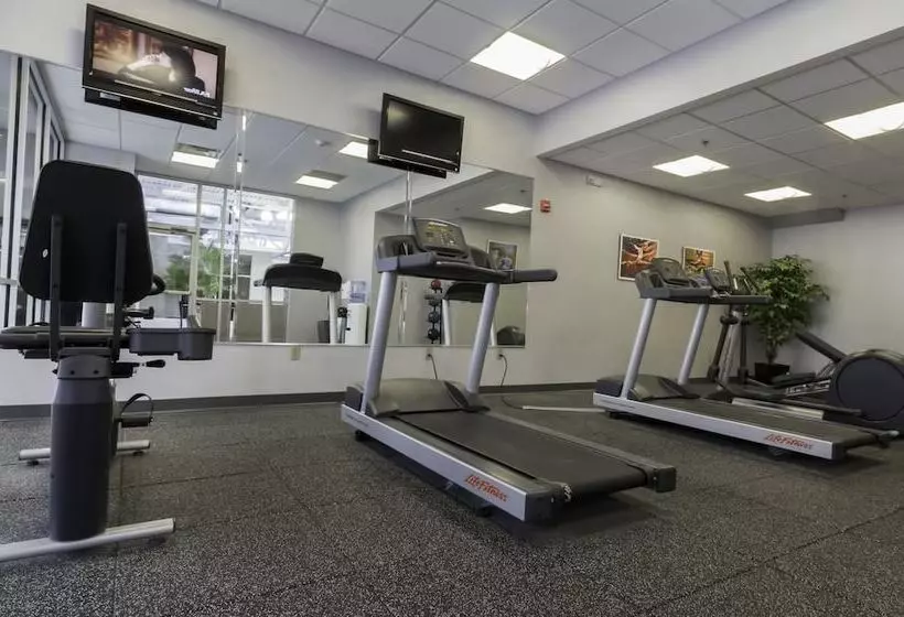 ホテル Holiday Inn Knoxville West   Cedar Bluff, An Ihg