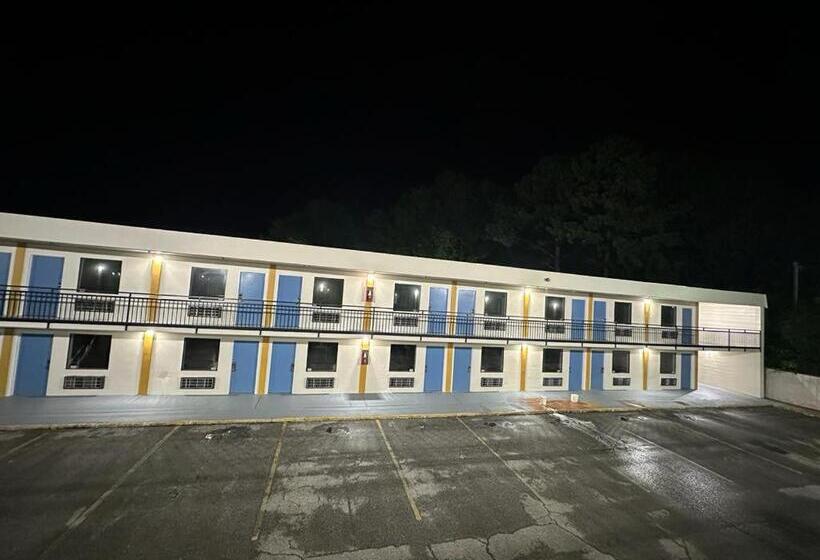 Отель Lanett Inn