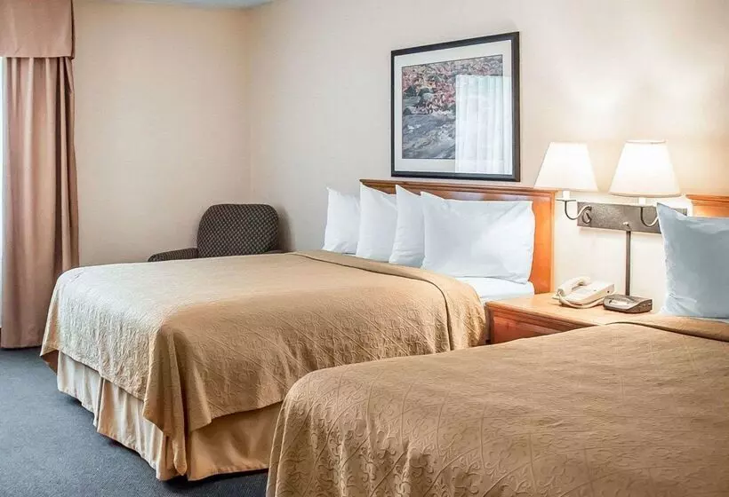 هتل Quality Inn