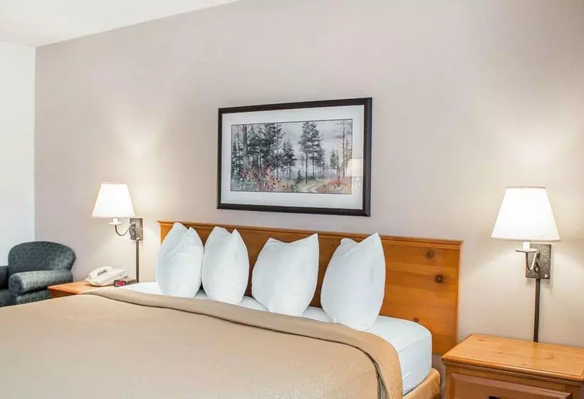 هتل Quality Inn