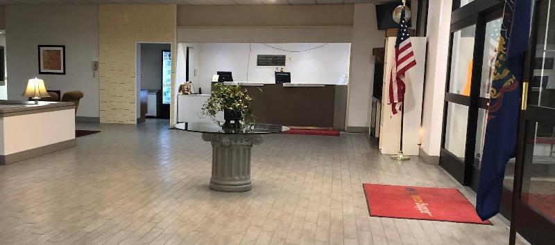 호텔 Ramada By Wyndham Clarion