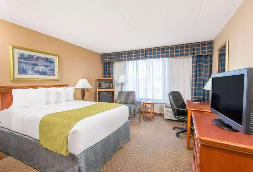 Otel Ramada By Wyndham Cumberland Downtown