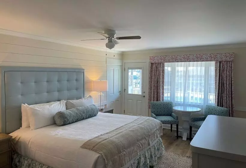 فندق The Harborside Inn