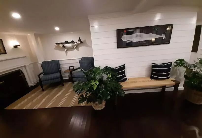 فندق The Harborside Inn