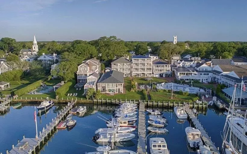 فندق The Harborside Inn