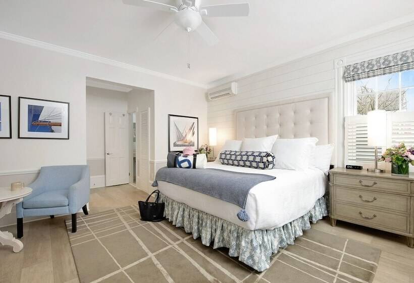 בית מלון כפרי The Harborside Inn