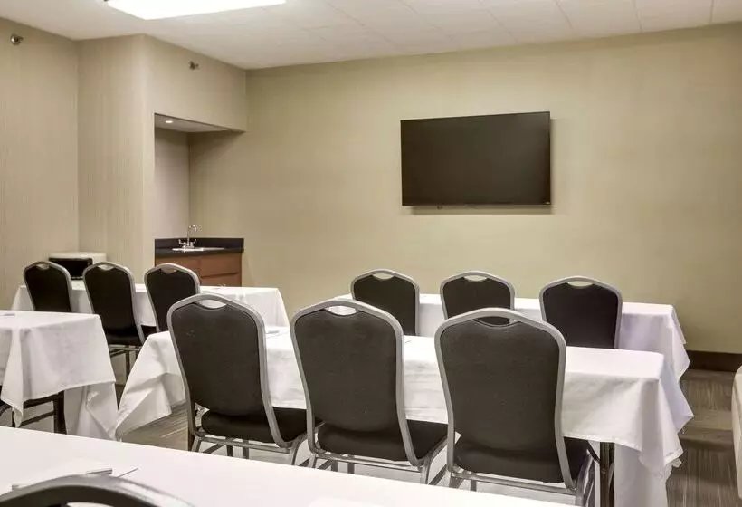 호텔 Wingate By Wyndham Cranberry