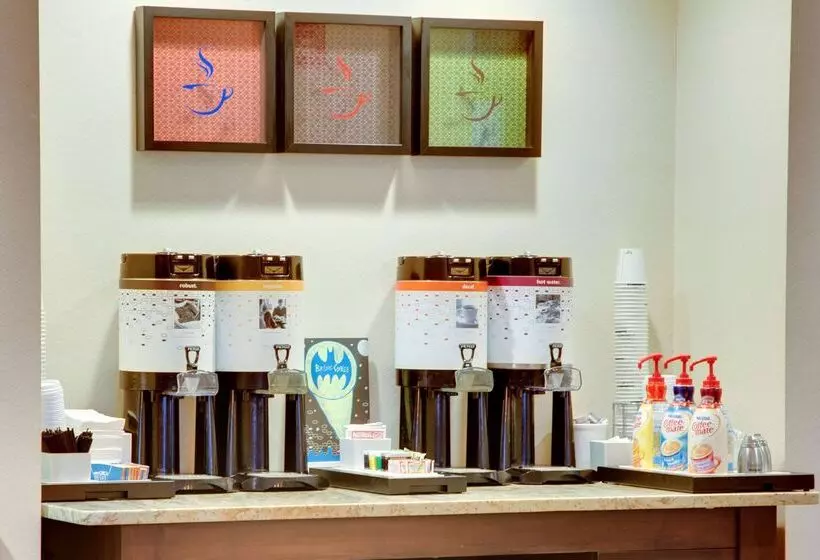 호텔 Wingate By Wyndham Cranberry