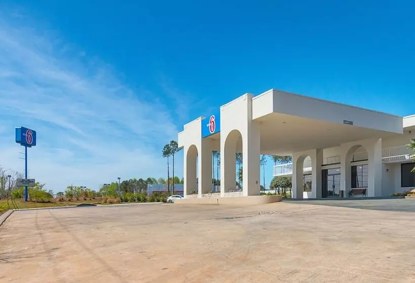 Motel 6newnan, Ga