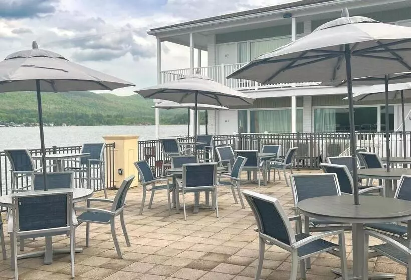 The Georgian Lakeside Resort