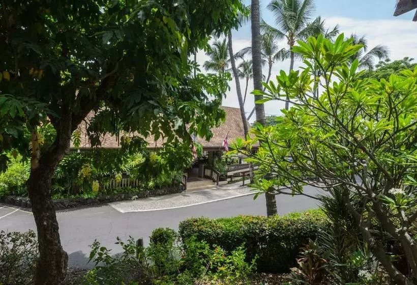 Отель Uncle Billy S Kona Bay