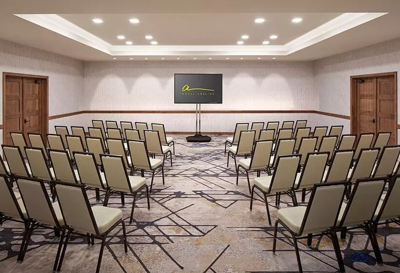 Otel Adeline, Scottsdale, A Tribute Portfolio