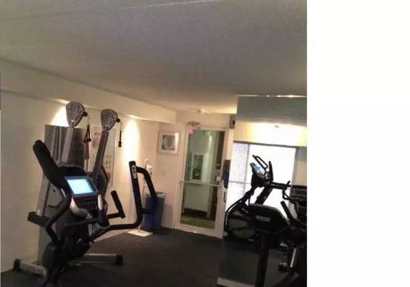 Отель Aloft Framingham