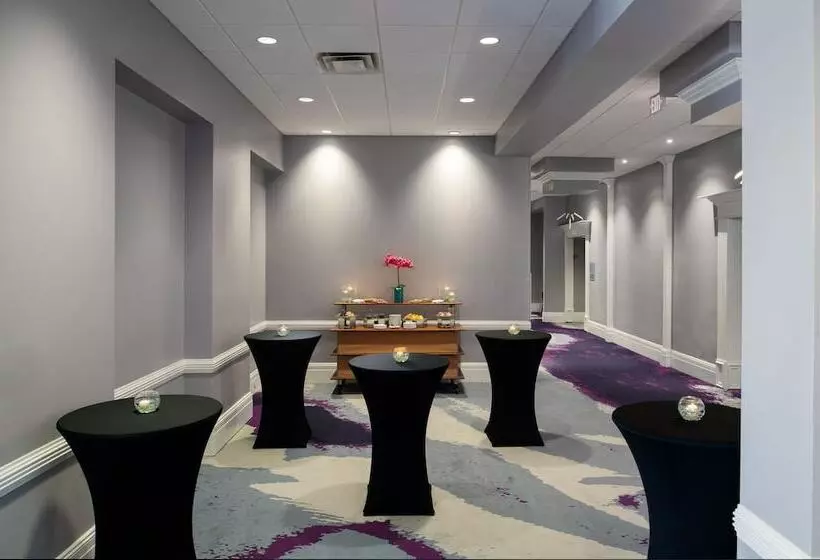 فندق Wyndham I-Drive Avanti Resort & Conference Center