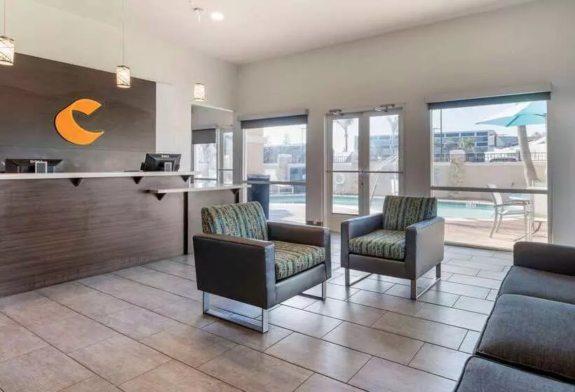 ホテル Comfort Inn San Diego Miramar
