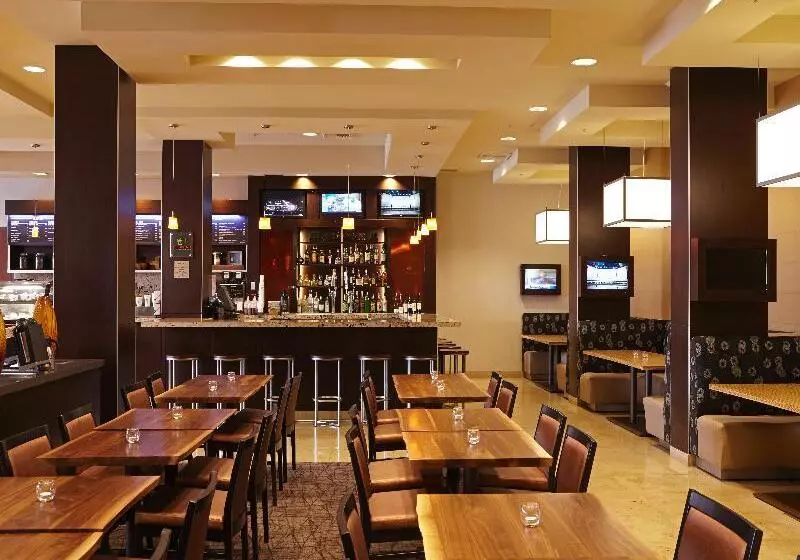 Courtyard By Marriott San Diego Mission Valley/hotel Circle