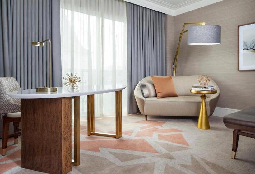 هتل Crescent Court