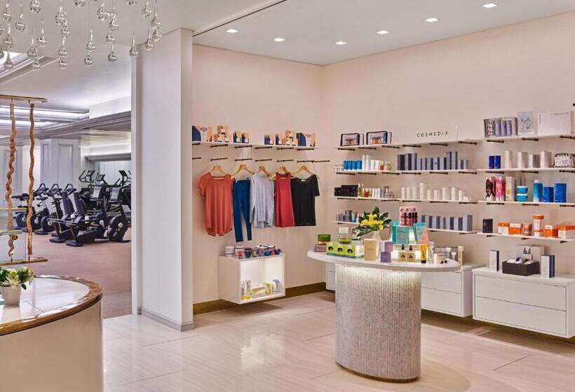 هتل Crescent Court