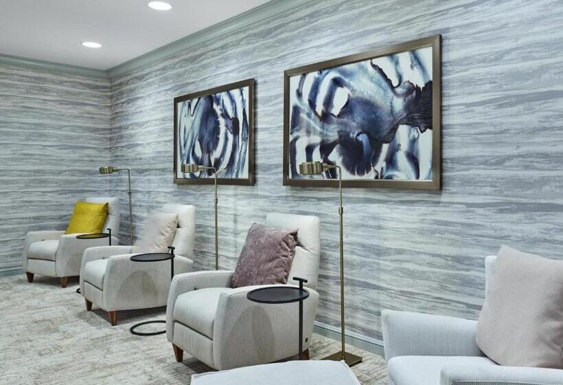 هتل Crescent Court