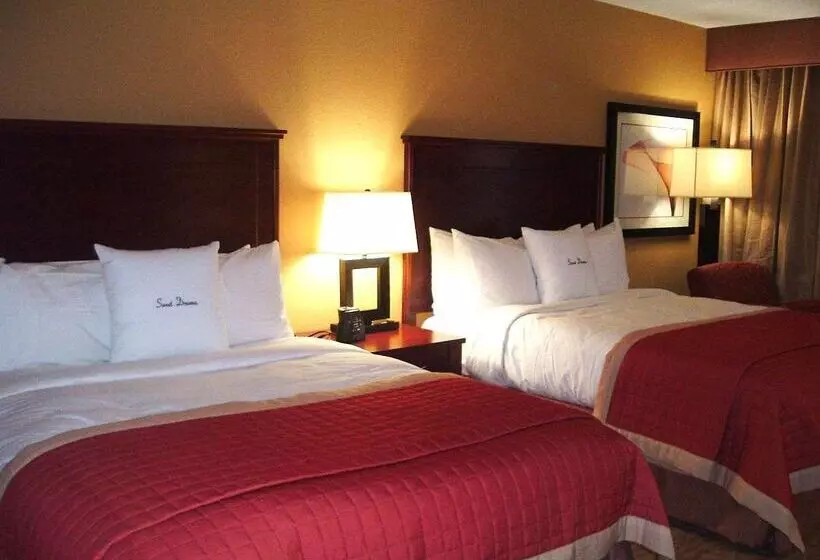 Doubletree By Hilton Hotel Fayetteville