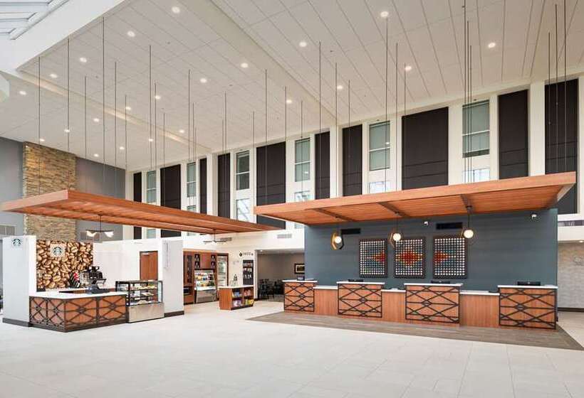 ホテル Doubletree By Hilton Madison East