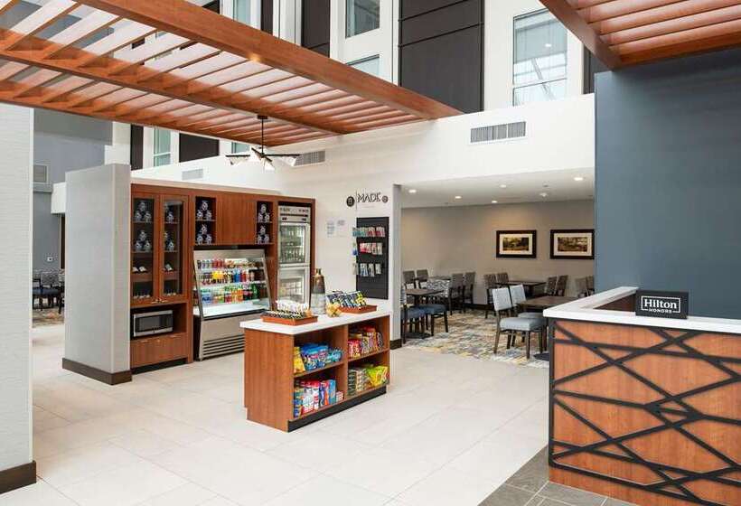 ホテル Doubletree By Hilton Madison East