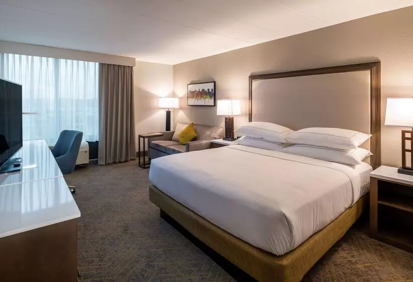 Hotelli Doubletree By Hilton Madison East